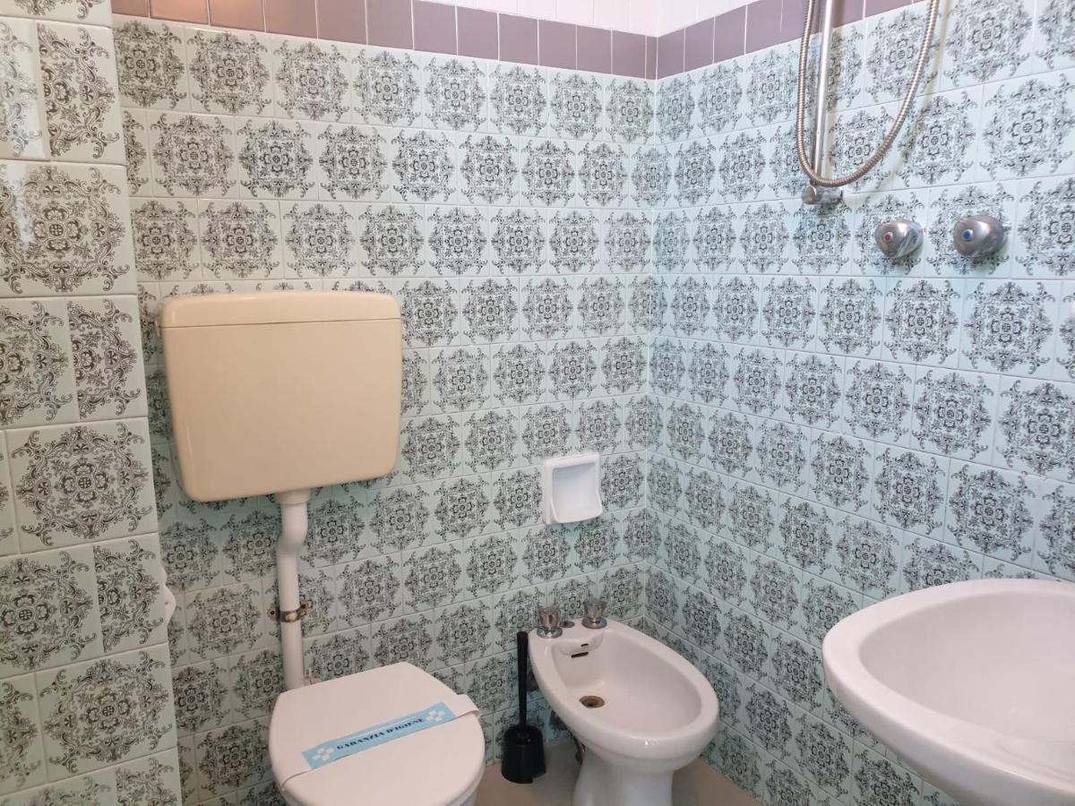 Hotel Baden Baden Ρίμινι Εξωτερικό φωτογραφία