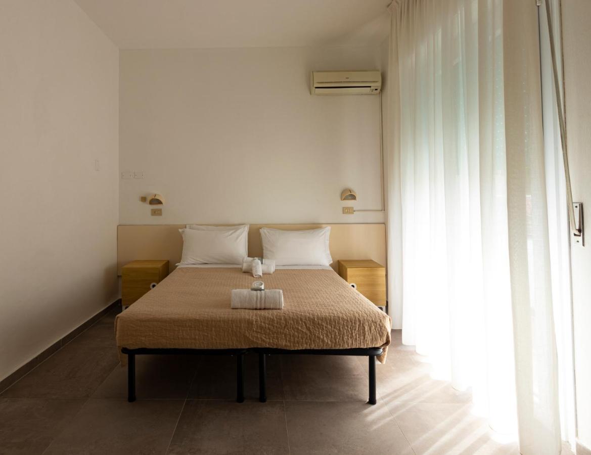 Hotel Baden Baden Ρίμινι Εξωτερικό φωτογραφία